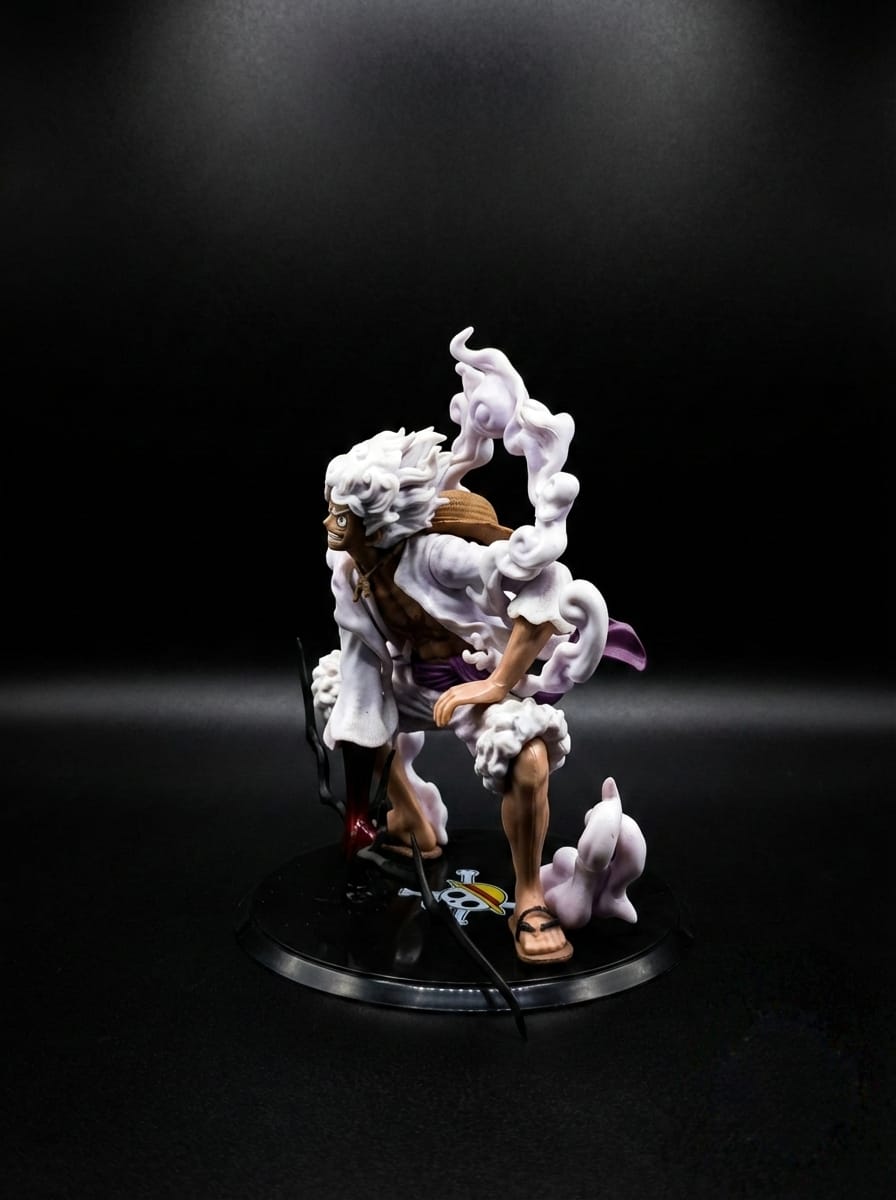 LUFFY'S PREMIUM FIGURE 18 CM